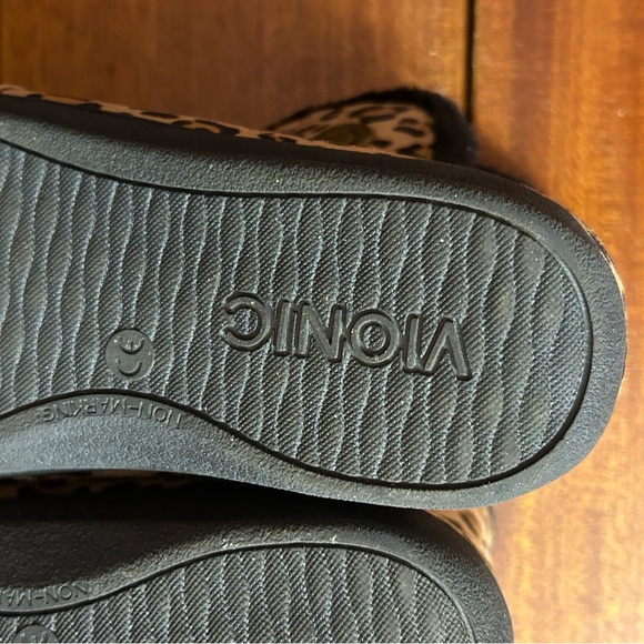 VIONIC Orthaheel  Boots Vanah Leopard Animal Print Size 6 Womens - Picture 8 of 12